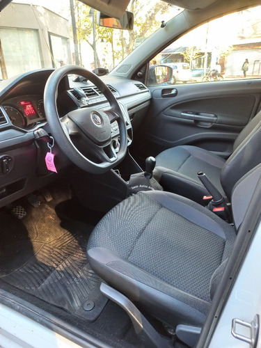 Imagen 7 de 10 de Volkswagen Gol Trend 1.6 Trendline 101cv