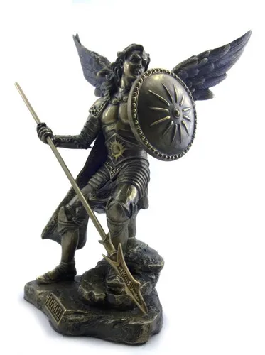 Imagen de la estatua de coleccionista del Arcángel Rafael, color bronce de San Rafael