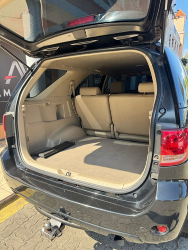 Toyota Hilux SW4 3.0 Srv 7l 4x4 Aut. 5p
