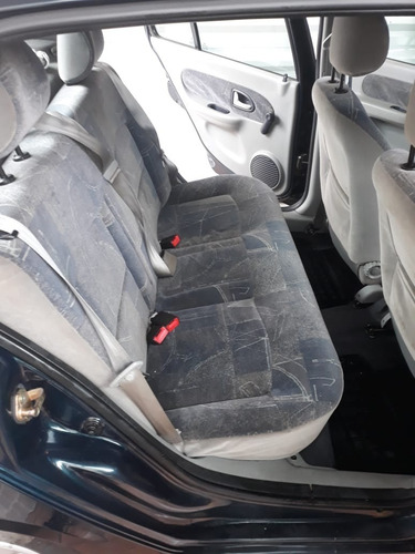 Renault Clio Sedan 1.6 16v Expression Alize