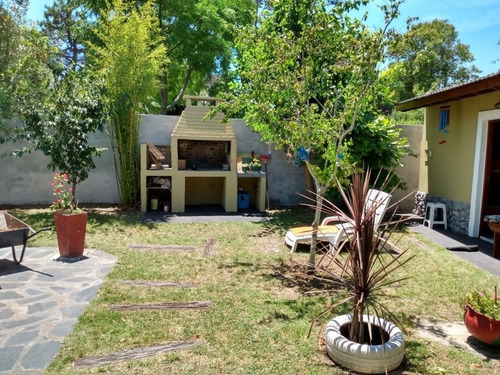 Imagen 3 de 14 de Villa Gesell Verano 2023!, Alquilo Departamentos 4/5 Y 6/7 Personas, Zona Centro, Aceptamos Jóvenes!!