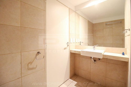 Imagen 10 de 29 de Semipiso De 3 Amb Con Cochera, Estilo Moderno En San Isidro