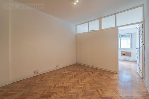 Departamento En Retiro, Monoambiente Con Baño Y Cocina Integrada, Apto Profesional! Reciclado!