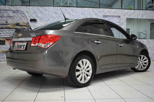 Chevrolet Cruze 1.8 Lt 16v Flex 4p Automático