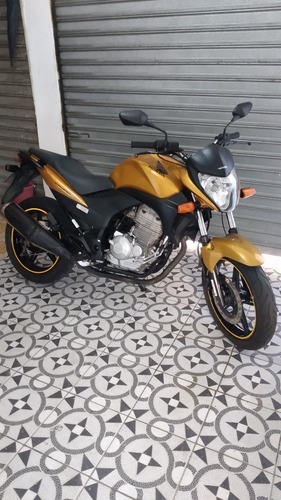 Imagem 1 de 9 de Honda Cb 300r