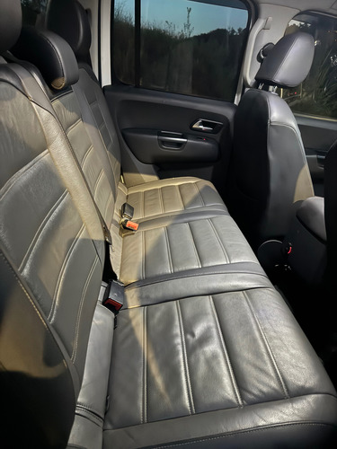 Volkswagen Amarok 3.0 Highline Cab. Dupla V6 4x4 Aut. 4p