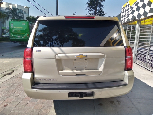 Chevrolet Suburban 2016 5.4 Ls Tela At