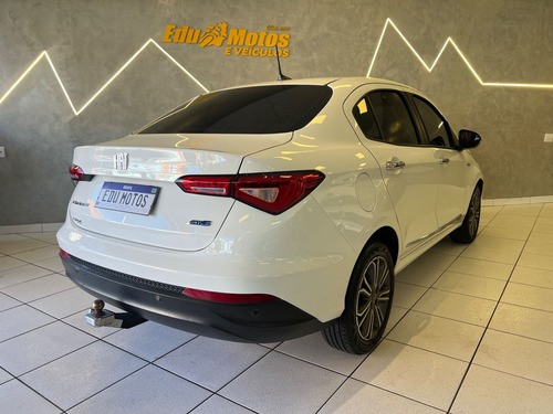 Fiat Cronos PRECISION 1.8 Flex Automático