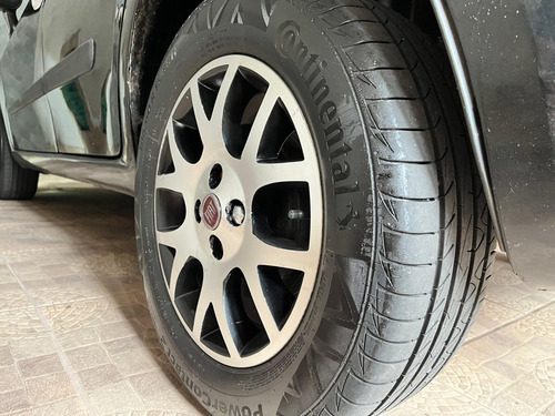 Fiat Punto 1.8 Hlx Flex 5p