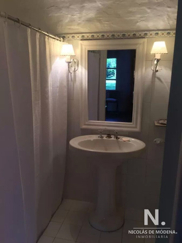 Chacra De 6 Dormitorios, Con Piscina En Venta Enla Barra.