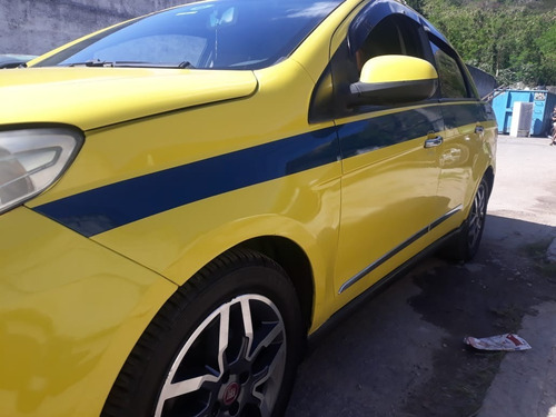Taxi Fiat Grand Siena 1.6 16v Essence Flex Dualogic