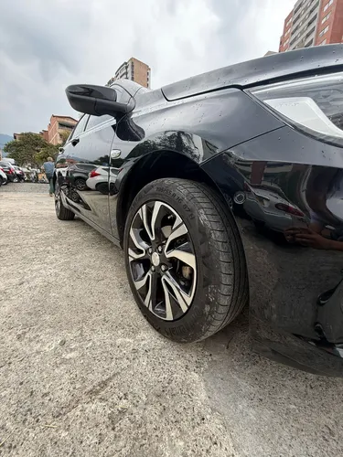Chevrolet Onix 1.0T Premier Hatch At