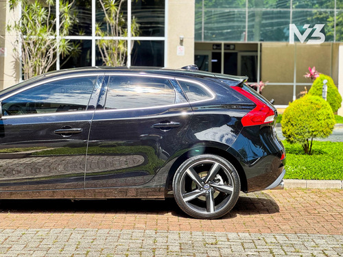 Volvo V40 2.0 T5 R-design Drive-e 5p