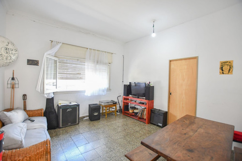 Imagen 3 de 30 de Casa Venta 2 Dormitorios La Plata