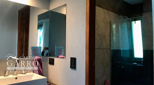 Imagen 13 de 19 de Moderna Casa En Venta En Valeria Del Mar.
