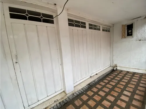 Se Arrienda Local Comercial / Apartaestudio En Miravalle, Laureles