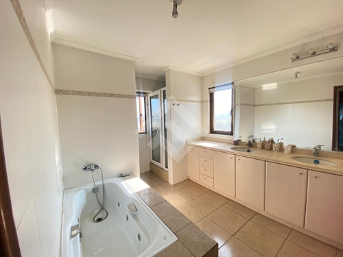 Casa En Venta De 3 Dorm Ampliable. En Chicureo