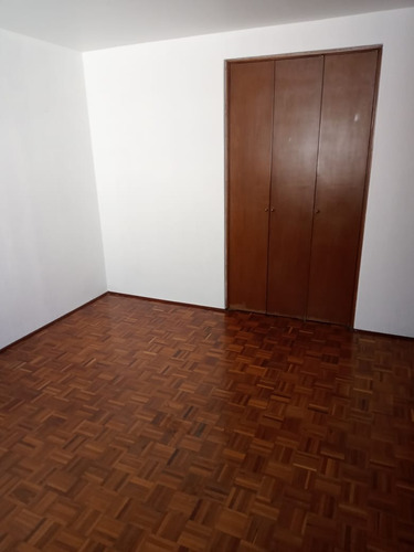 Casa En Excelente Ubicacion