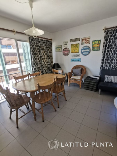 Imagen 2 de 9 de Apartamento En Península, 2 Dormitorios Y Garage