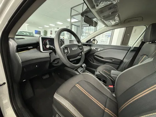 Kia K3 Cross 1.6 Vibrant