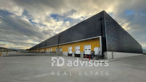 Arriendo De Bodegas En Centro Logístico 15000 M2 - Pudahuel