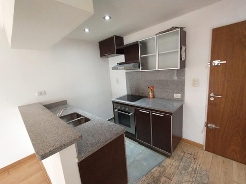 Departamento 2 Ambientes En Barracas Venta