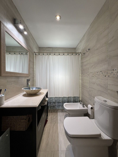 Casa En Venta Con Fondo A La Laguna Lagos De San Eliseo