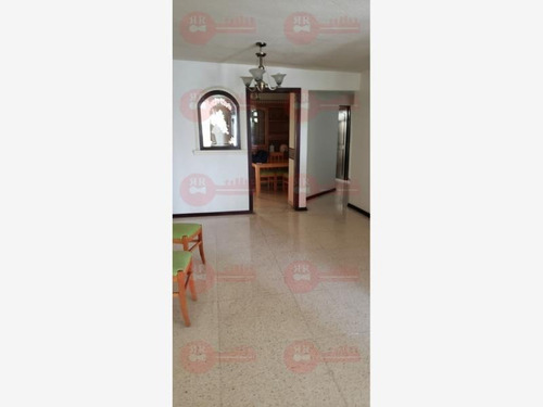 Casa Sola En Renta Versalles 2a Sección