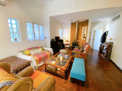 Imagen 12 de 30 de Propiedad A La Venta En Victoria, Impecable ( Jardín , Parrilla Y Cochera!)