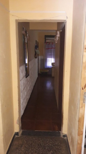 Imagen 4 de 8 de Departamento Tipo Casa En Venta En Lanus Este