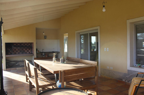 Casa En El Barrio San Roque, Comarcas Luján En Venta