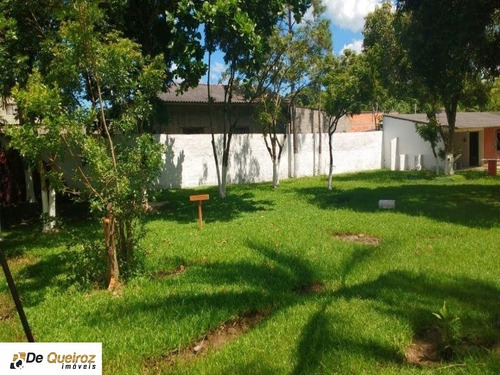 Imagem 3 de 10 de Chácara Em Peruibe ,bairro Baoungainville , Lado Morro ,isolada , , Murada, 06 Dormitórios , Sala, Cozinha, 4 Banheiros , Garagem Para 10 Carros , Du - 4089 - 67861532
