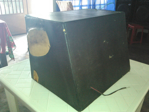 Imagen 3 de 3 de Bajo Kicker 12 Con Cajón Ventilado 50
