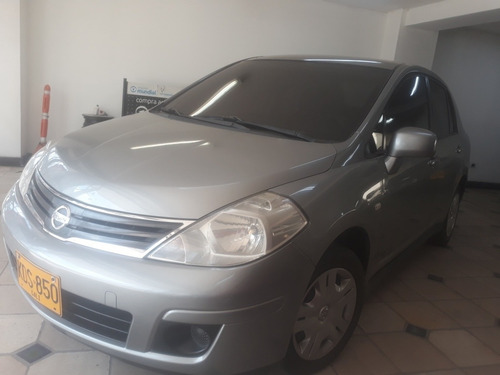 Nissan Tiida 2010 1.8 Emotion 4 P