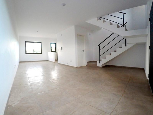 Duplex 2 Dormitorios - B° San Fernando