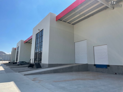 Bodega En Renta En Parque Ind. En Santa Rosa De Jaureg