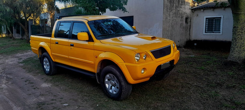 Mitsubishi L200 2.5 Sport Hpe D/cab 4x4