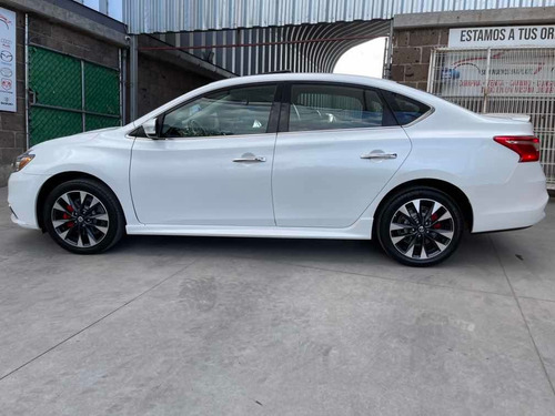 Imagen 8 de 15 de Nissan Sentra 2017 1.7 Sr Turbo Mt