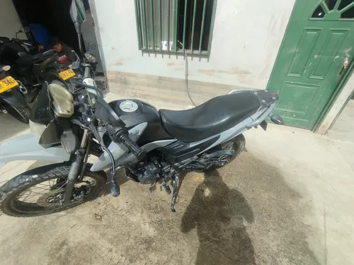 Akt 125 Modelo 2017 Soat Y Tecno Hasta Julio Buen Estado