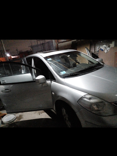 Nissan Tiida 1.8 Tekna