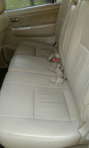 Toyota Sw4 3.0 I Srv C/cuero 4x4 (2009) 2008