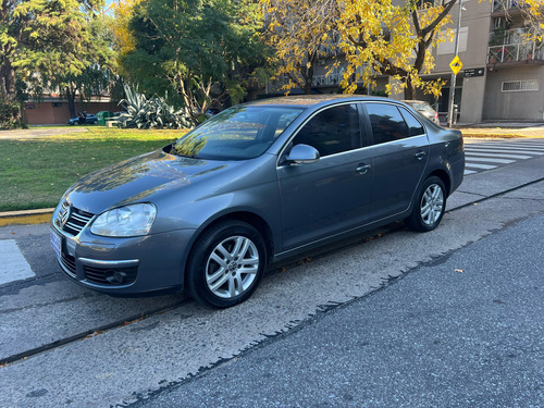 Volkswagen Vento 1.9 I Luxury Dsg