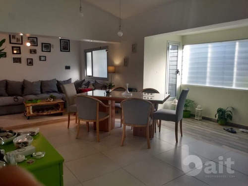 Venta Casa Cerro De Las Rosas 3 Dormitorios Con Pileta, Nueva