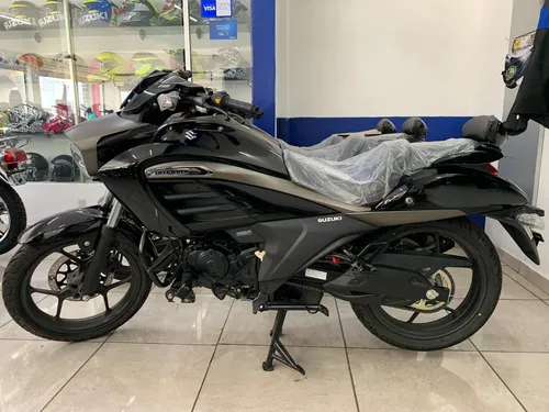 intruder 150cc