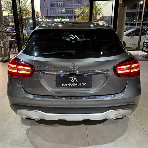 Mercedes-Benz Clase GLA 1.6 Gla200 Urban 156cv