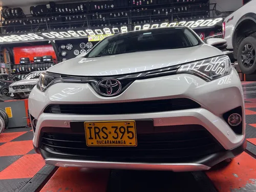 Rav4,automática,sonruff,mantenimiento Distoyota,único Dueño