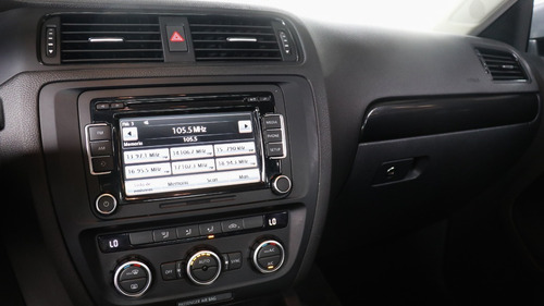 Volkswagen Vento 2.5 Luxury 170cv Tiptronic - 87019 - C