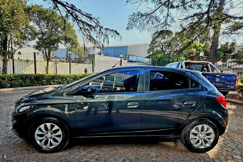 Imagen 14 de 14 de Chevrolet Onix 1.4 5ptas Lt 2017 68.000km Fcio T/usado