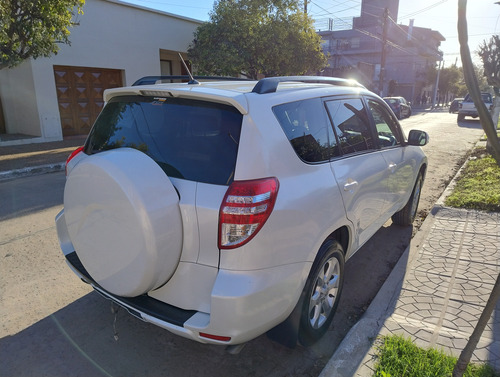 Toyota RAV4 2.4 4x2 At