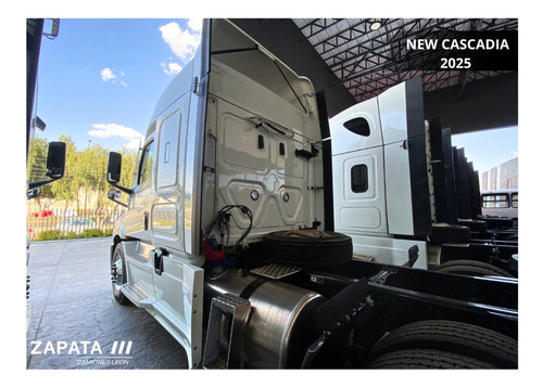 Tracto Cascadia Cam72 Dd13 505hp Freightliner Negro Em